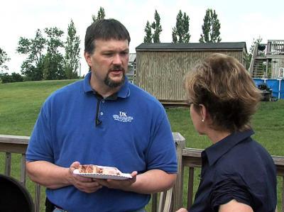 Dr. Gregg Rentfrow, UK College of Ag Assistant Extension Professor in Meat Science provides tips about the best cuts of meat for the outdoor grill and discusses the importance of keeping our food safe throughout the grilling experience.