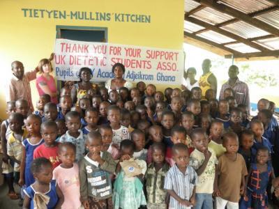 Kentucky Academy students in front of Tietyen-Mullins Kitchen